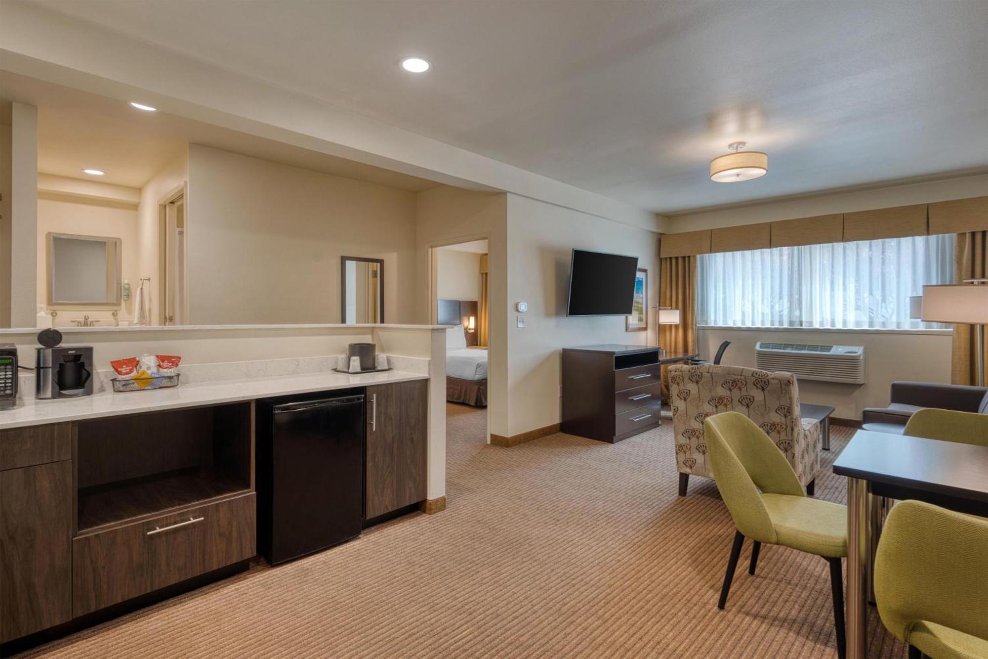Family Queen Suite