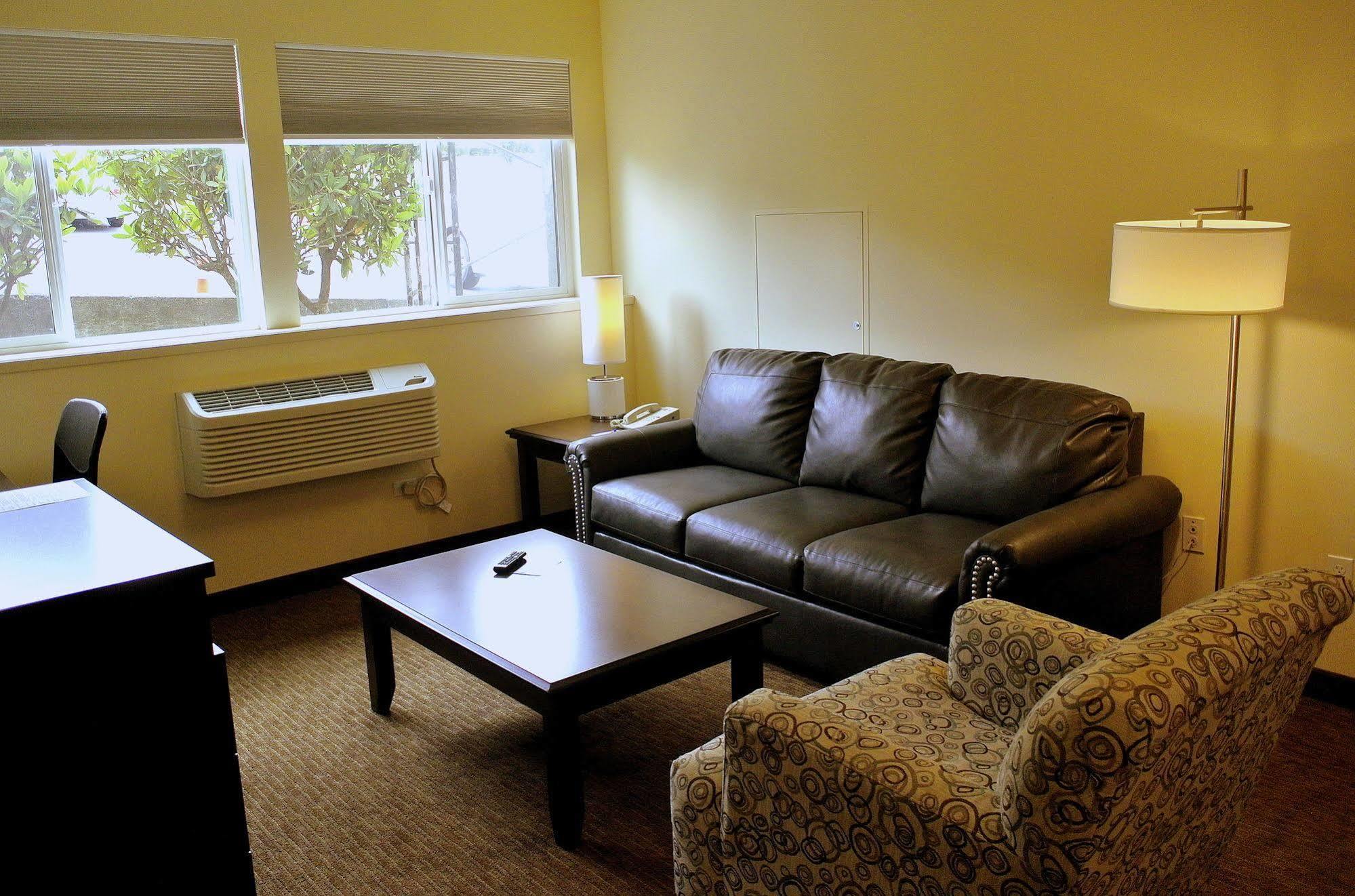 Family Queen Suite